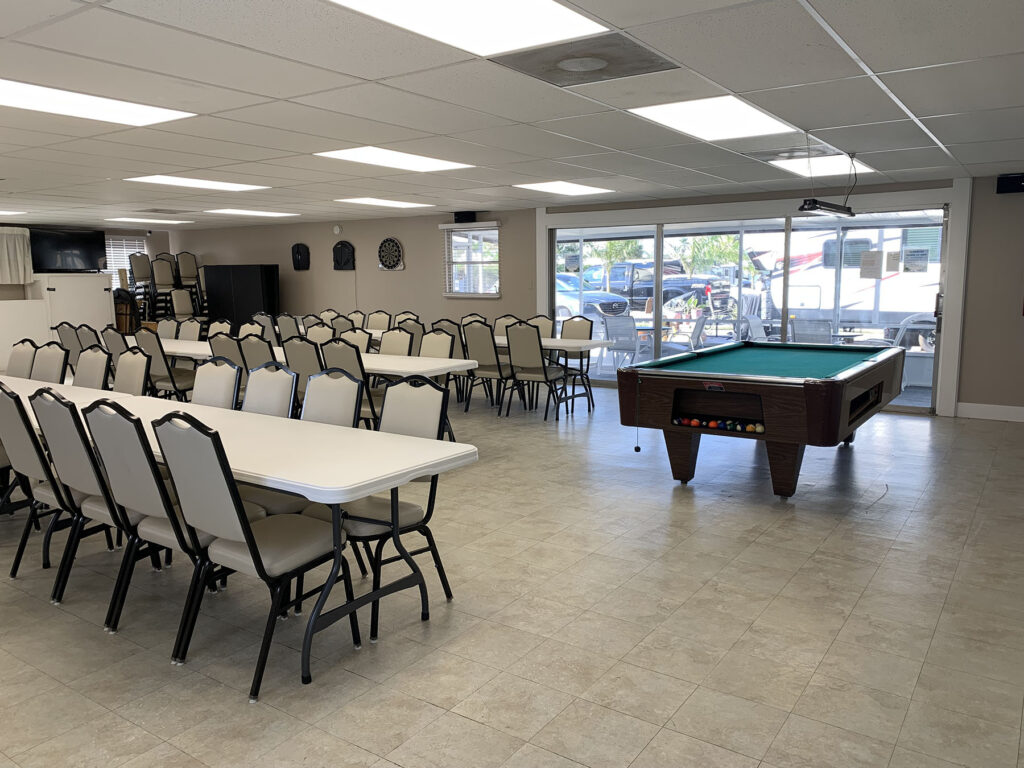 Endless-Summer-Community-Amenities-Club-House-03