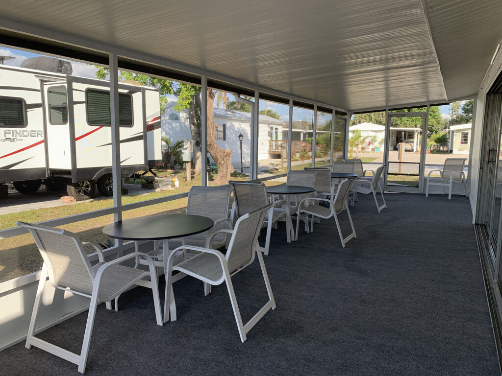 Endless-Summer-Community-Amenities-Club-House-05