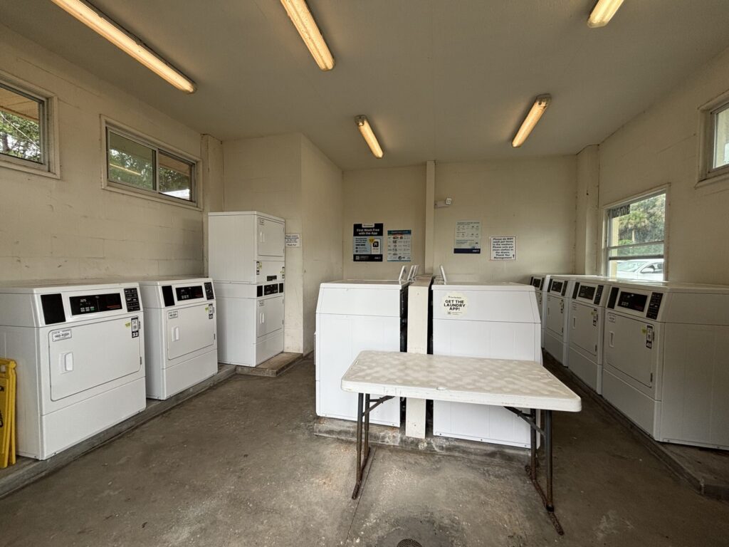 Southside laundry room 09-03-26